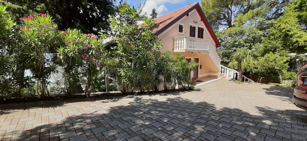 Apartments Agrijan 马斯莱尼察 外观 照片