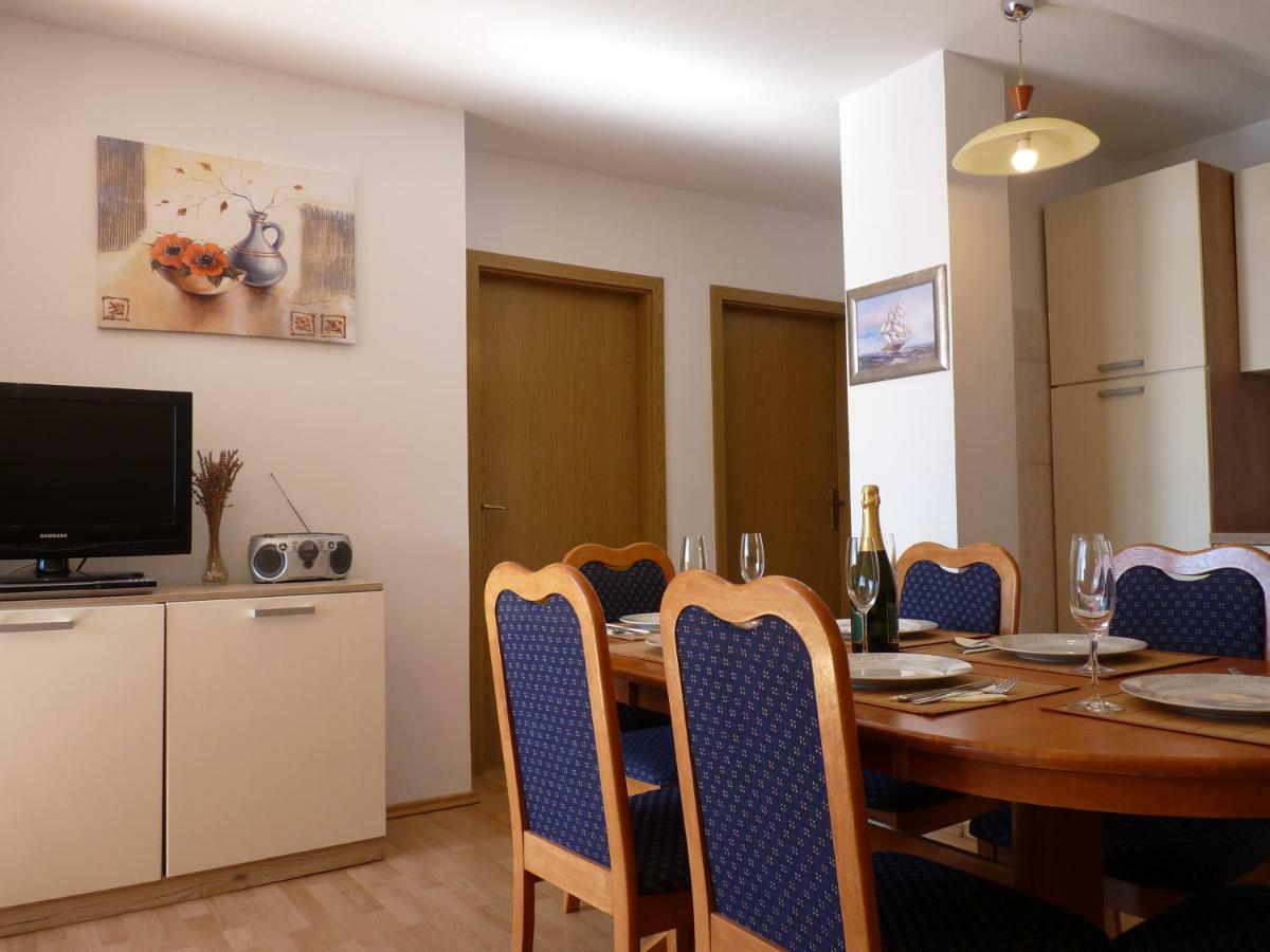 Apartments Agrijan 马斯莱尼察 外观 照片