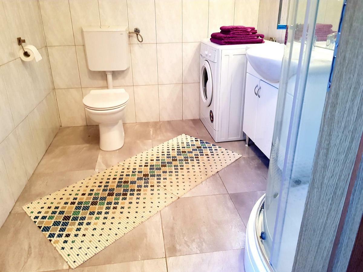 Apartments Agrijan 马斯莱尼察 外观 照片